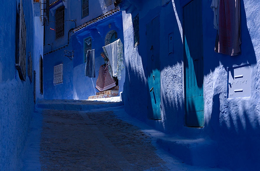 422155-880-1457695400-blue-streets-of-chefchaouen-morocco-9