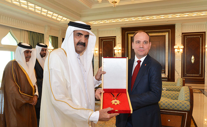 bujar nishani - sheikh hamad bin khalifa al-thani, dekorim katar