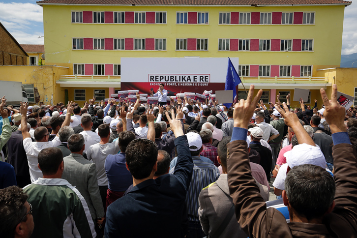 lulzim basha, fsuhate diber peshkopi1