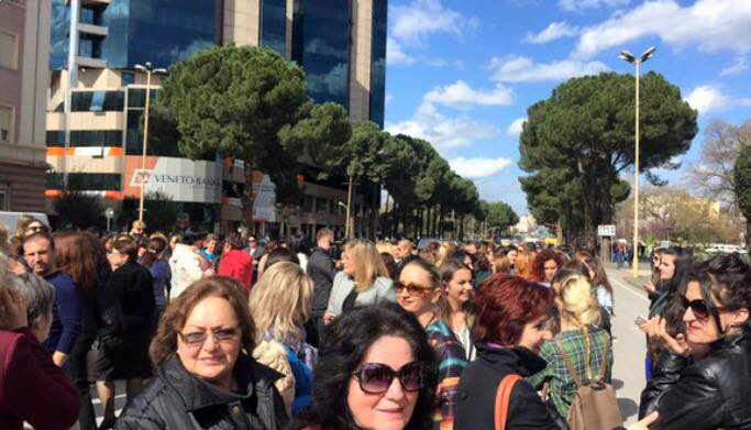 tirane, protesta gra kryemsitri