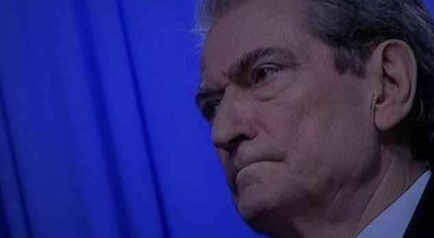 Ish kryeministri Berisha shpreh ngushëllimet për humbjen e Gilman Bakallit