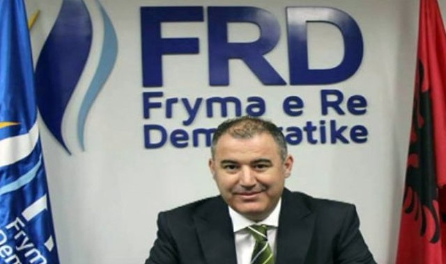 Rama shpërblen Topin për “votën e gabuar” në 2011 dhe koalicionin e 2015 – i jep një nënkryetar të bashkisë së Tiranës