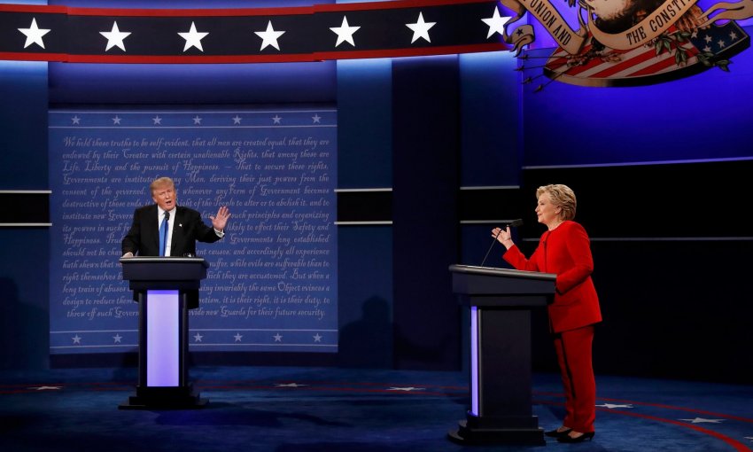 Nuk duhet humbur; shkëmbime të ashpra në debatin Clinton-Trump