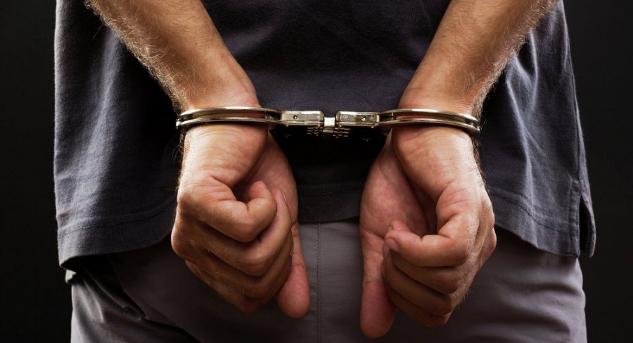 EMRI/ Ushtron dhunë ndaj babait,  arrestohet 40-vjeçari në Patos