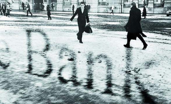 Zvicër, zbulohen mijëra llogari bankare të harruara nga Lufta e Dytë Botërore