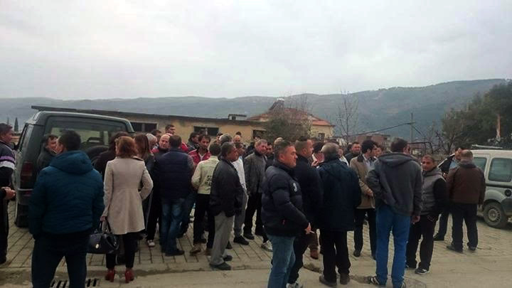 FOTO/ Berat, protestë kundër papunësisë, taksave dhe varfërisë