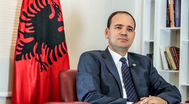 Nishani dekreton datën e zgjedhjeve në Kolonjë