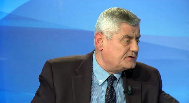 Shehi: Qeveria ti thërrasë mendjes, nuk shtyhen 4 vjet vetëm me përralla për Vettingun