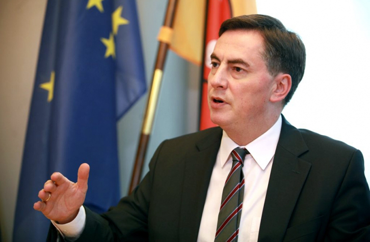 Kriza politike, eurodeputeti McAllister në Tiranë më 24 Prill