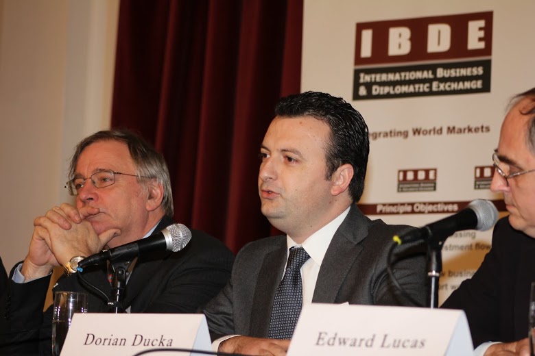 Jep dorëheqjen njeriu i Metës tek ministria e Energjisë dhe Industrisë