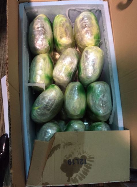 Sërish drogë në Portin e Durrësit, sekuestrohen 113 kg kanabis në kamionin e këpucëve