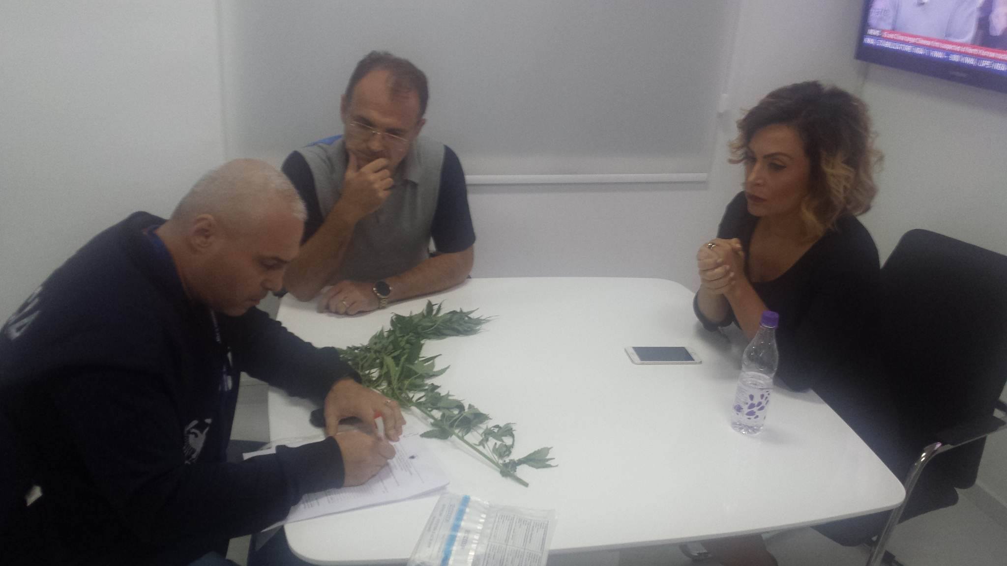 Eni Vasili flet pas “dorëzimit” të hashashit: Nuk e tregoj transportuesin