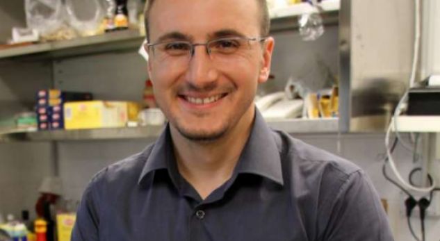 Gafa e vjetër e Eno Popit