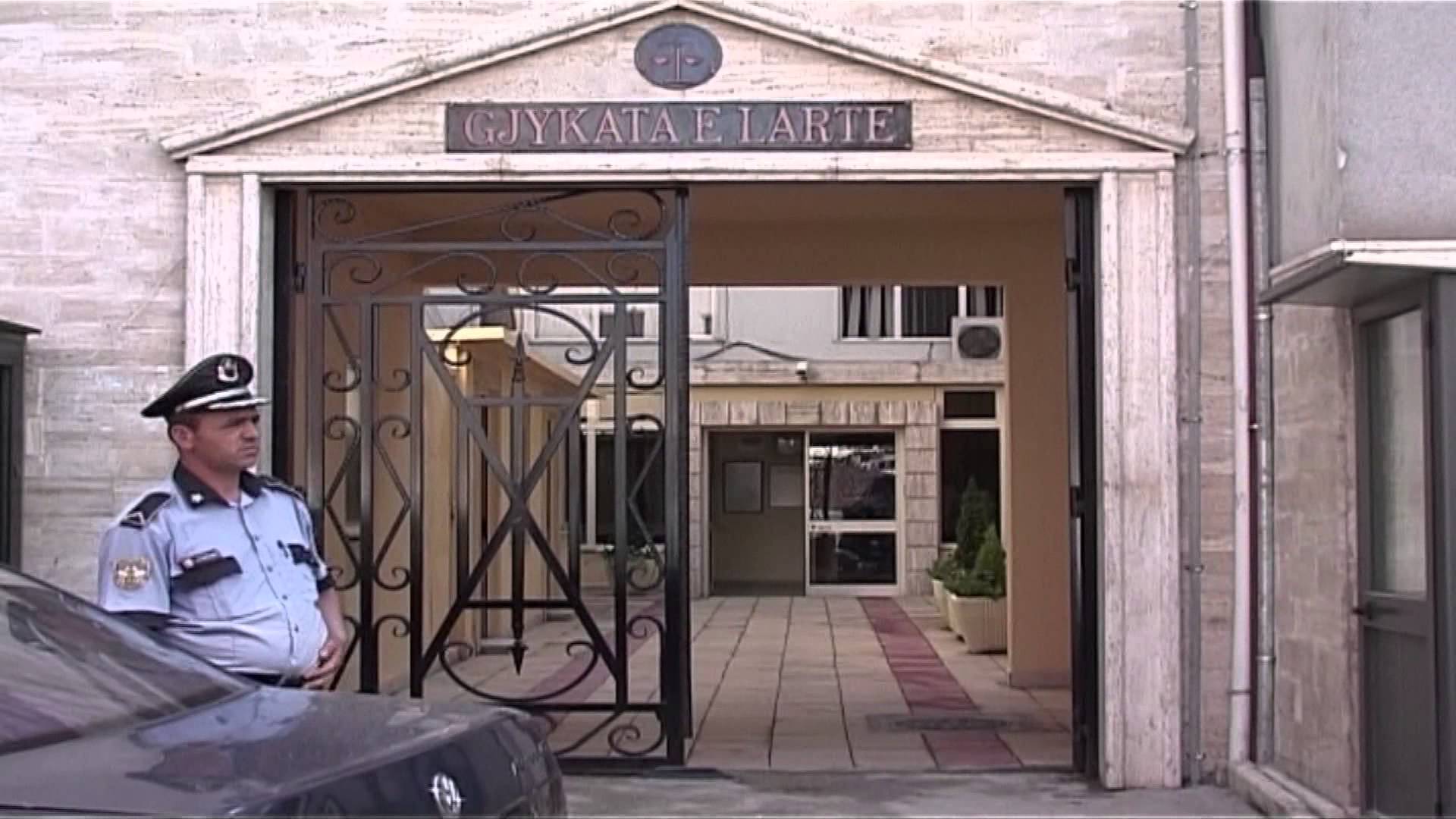 Ish-Shefi i Krimeve nën hetim për 66 mijë euro akte noteriale