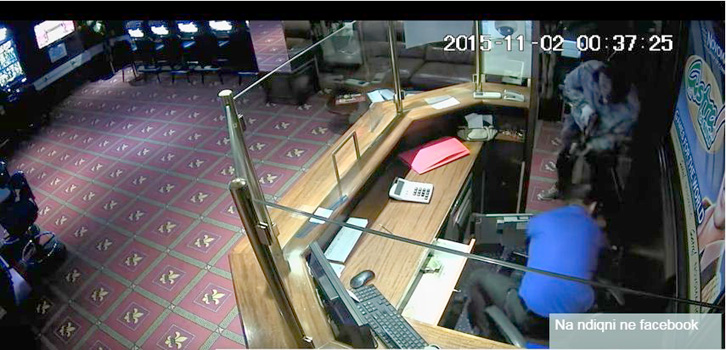 Elbasan, grabitet një pikë bastesh, autorët marrin 8 milionë lekë