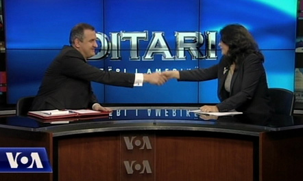 VIDEO/ Intervista që Zëri Amerikës ia preu Ilir Beqjas në mes