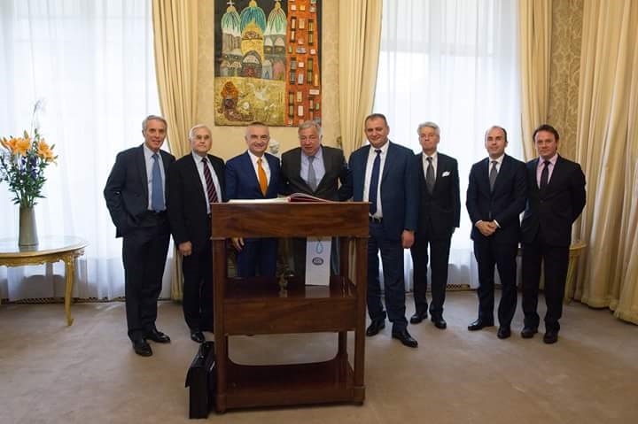 FOTO LAJM/ Ilir Meta në Paris me Qifen