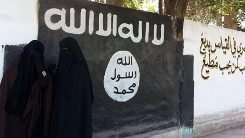 Çifti i dëbuar nga Italia mohon lidhjet me xhihadin: Ndalimi dhe dëbimi ynë, keqkuptim