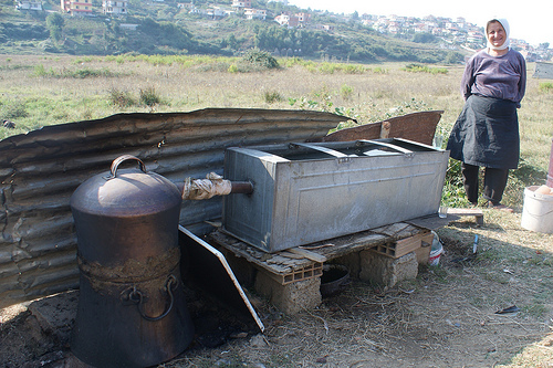 Kthehen krime të harruara, vidhet raki në Berat