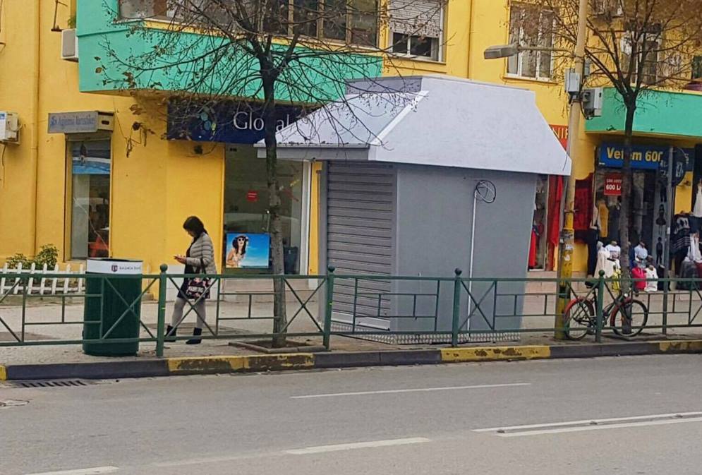 KRESHNIK SPAHIU/Me kioska e nisi, me kioska e bitisi