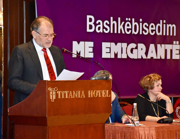 Gramoz Ruçi dhe Stefan Çipa dështojnë në tentativën për të sabotuar takimin e Koço Kokëdhimës në Athinë