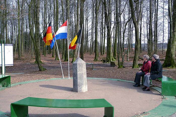 FOTO LAJM/ Pika ku takohen kufijtë e Gjermanisë, Holandës dhe Belgjikës