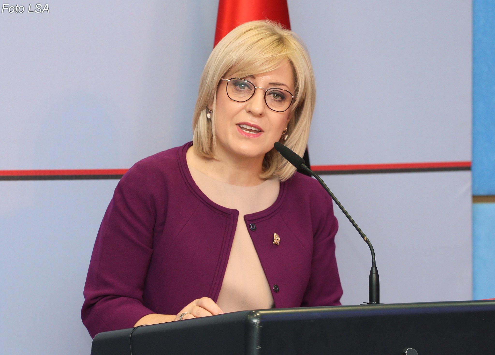 Lindita Nikolla i nis një letër, ja përgjigja e mësueses nga Fieri