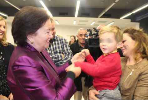 Vogëlushi i dhunuar në “Diren”, tani edhe nën kujdesin e Armina Mevlanit