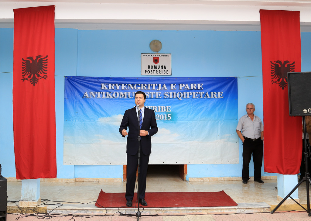 Basha nga Postriba: Ngrihuni o popull të shporrim dyshen Rama – Meta