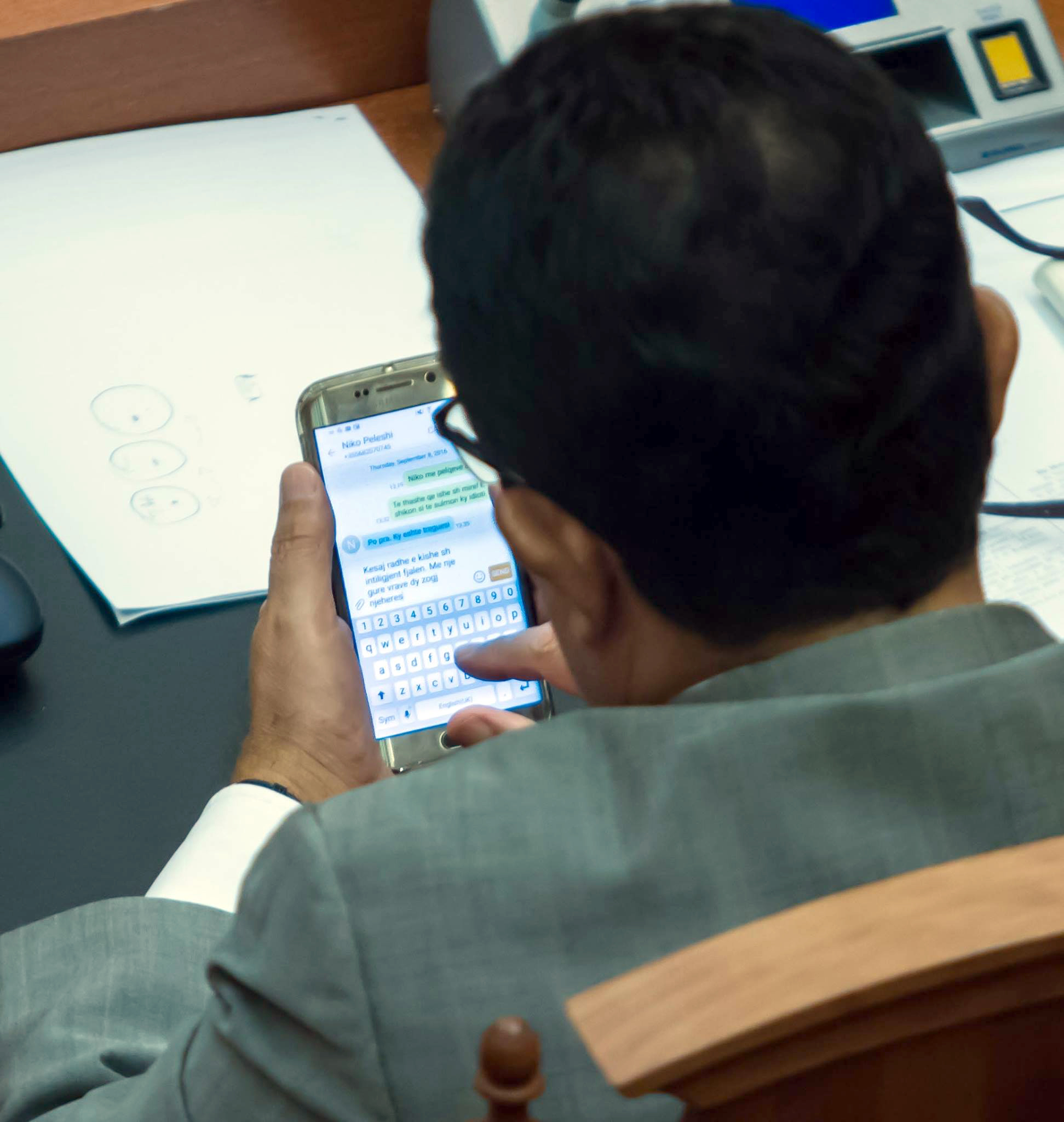 SMS-të/ Musa Ulqinin e eksiton…, fjalimi i Niko Peleshit
