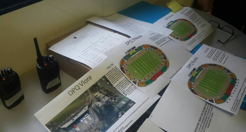 Mbërrin në stadium skuadra izraelite dhe një njoftim i rëndësishëm