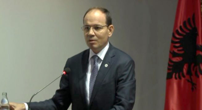 Nishani: Resurset e Shqipërisë nuk shfrytëzohen për shkak të burokracive dhe korrupsionit