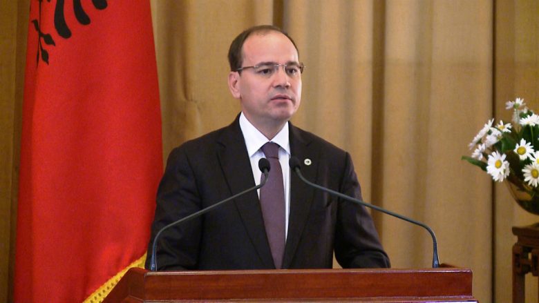 8-vjetori i anëtarësimit të Shqipërisë në NATO, Presidenti Nishani shpreh urimin e tij