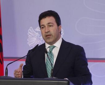 Peleshi i habitur nga deklaratat: Nga LSI presim…