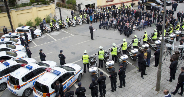 Protestojnë policët, u mbahen lekët nga pagat për karburantin