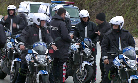 SHQIPËRI – IZRAEL/ Policia merr nën kontroll stadiumin dhe hotelin