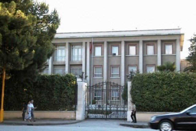 “Sulmoi” Presidencën, policia nis procedimin penal ndaj 26 vjeçarit