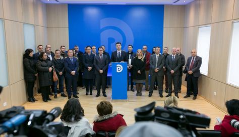 Lirimi i Lul Berishës, demokratët protestojnë në Durrës kundër Dakos