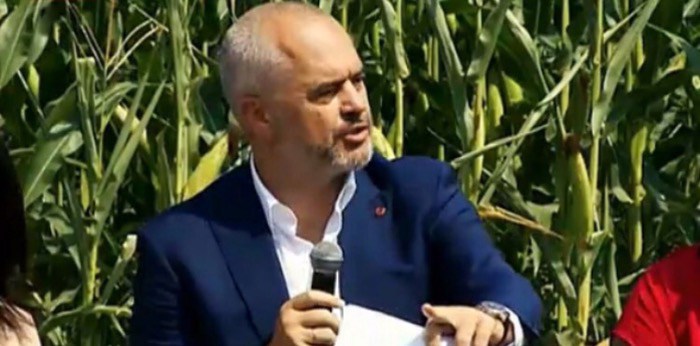 Banori ja thotë Ramës live: Kërkojnë të më eleminojnë fizikisht. Regjia ndërpret transmetimin
