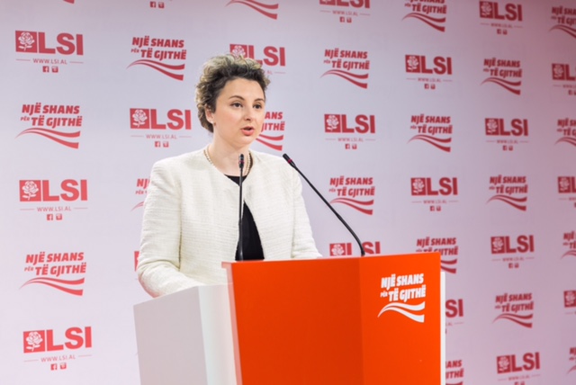LSI reagon për herë të parë: Pse zgjodhëm Petrit Vasilin