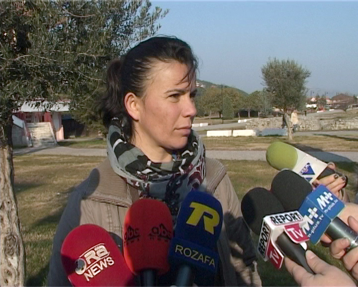 Lezhë, përfundon urdhri-mbrojtës, burri i djeg shtëpinë ish-bashkëshortes