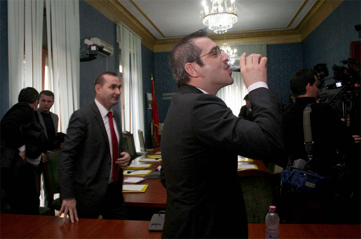 DEBATET/ Hetimet për IMSI Catcher, Tahiri “bën trimin”: Nuk dua të përgjigjem, më kallëzoni në prokurori