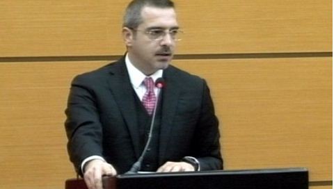 Akuzat e LSI për Policinë, reagon ashpër Tahiri