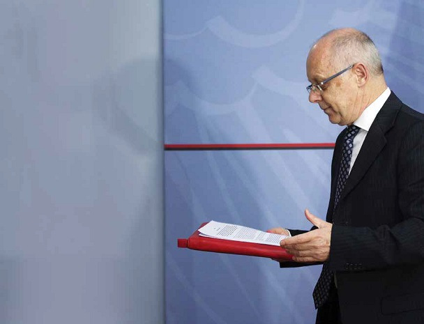 Shkëlqim Cani: Deri në vitin 2020 do të marrim borxhe