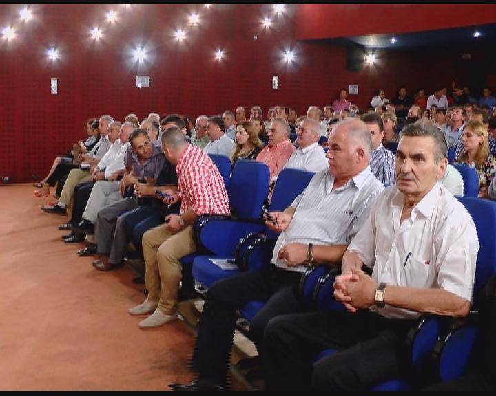 Socialistët në Shkodër, debat  të ashpër me deputetët Kopliku dhe Bushati