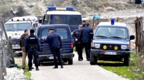 VIDEO 1/ Rrethimi, thirrja për dorëzim dhe arrestimi Sokol Mjacaj