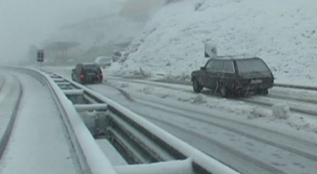 80% e vendit do të mbulohet nga bora, dimër Siberian në Shqipëri