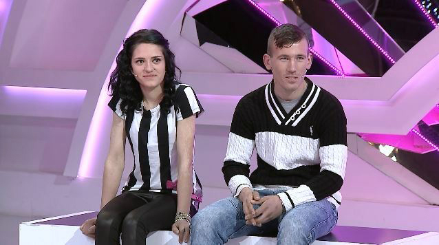HISTORIA/ U njohën në “Facebook”, djali “merret peng” nga e dashura