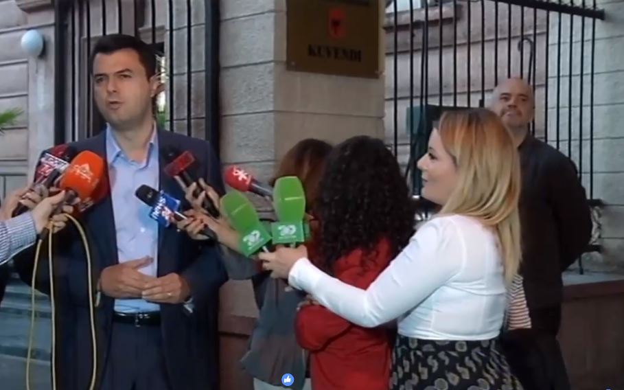 PËRFUNDON TAKIMI, BASHA DHE RAMA ARRIJNË MARRËVESHJEN