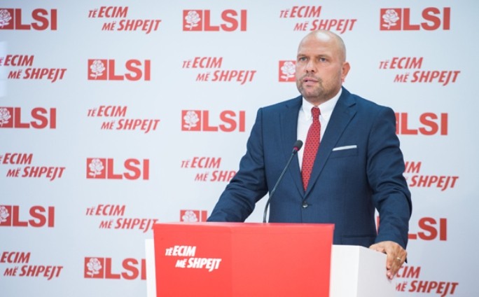 Deklarata e parë e Manjanit si ministër: Do ketë axhendë agresive për drejtësinë